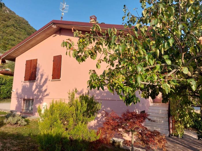 Casa con 5 locali in vendita in Via Renzano, Renzano, Salò