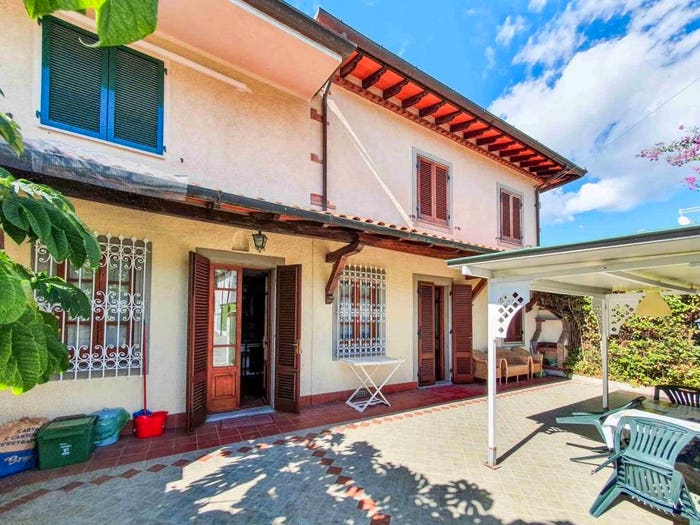 Casa quadrilocale in vendita in Via Sant'Ermete, Centro, Forte dei Marmi