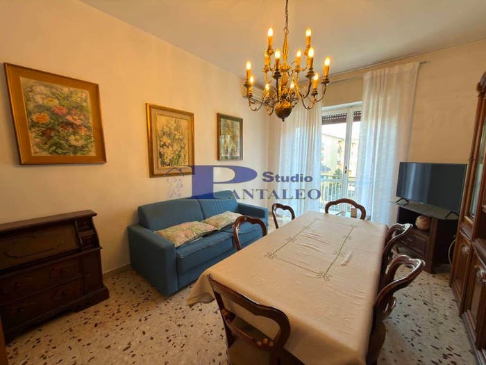 Appartamento trilocale in vendita in Via Amerigo Vespucci, Abbiategrasso