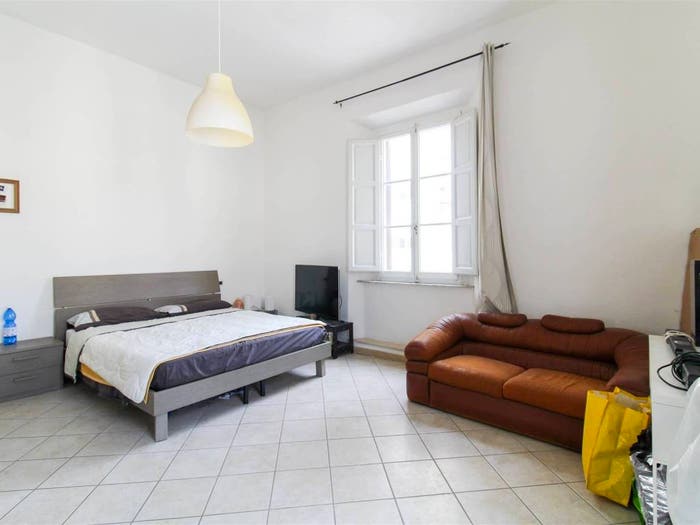 Casa con 6 locali in vendita in Cecina Centro, Cecina