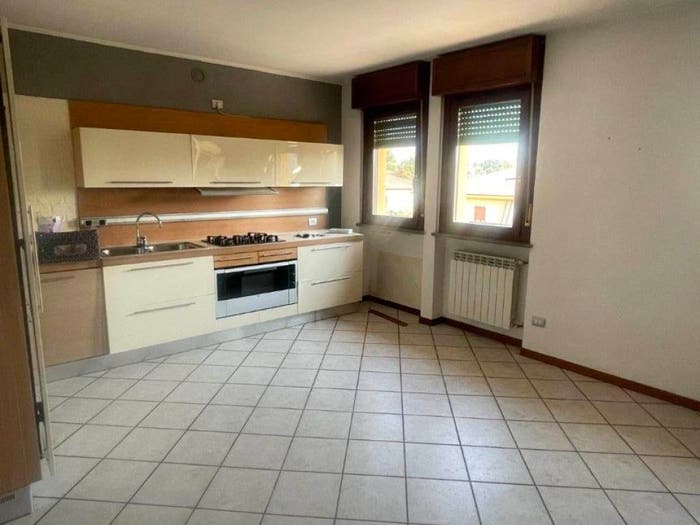 Appartamento trilocale in vendita in Via Pietro Nenni, Vescovato