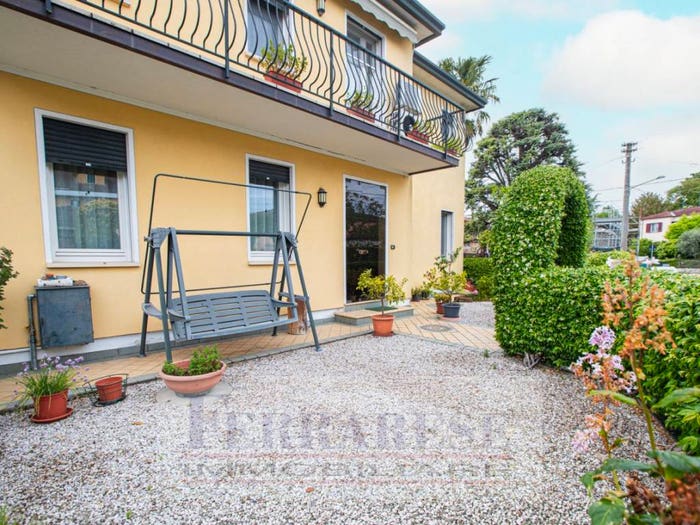 Casa con 6 locali in vendita in Via Fornaci, Ponte di Brenta, Padova