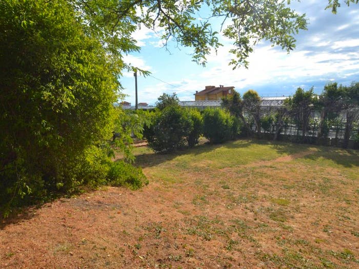 Casa con 6 locali in vendita in Regione Stanchere, Centro, Albenga