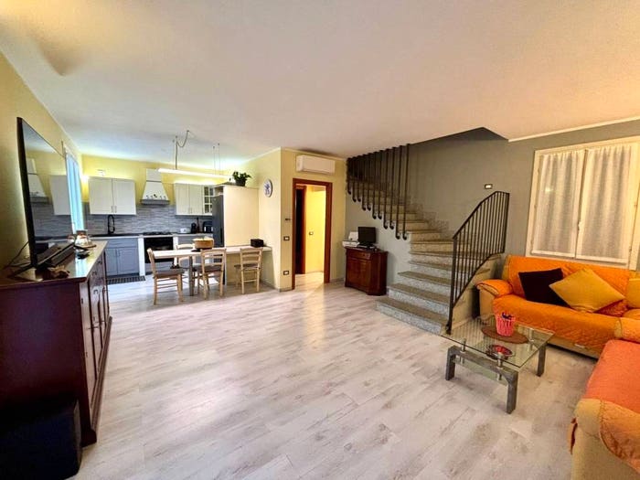 Casa con 5 locali in vendita in Via Giacomo Panizza, Castellazzo Bormida
