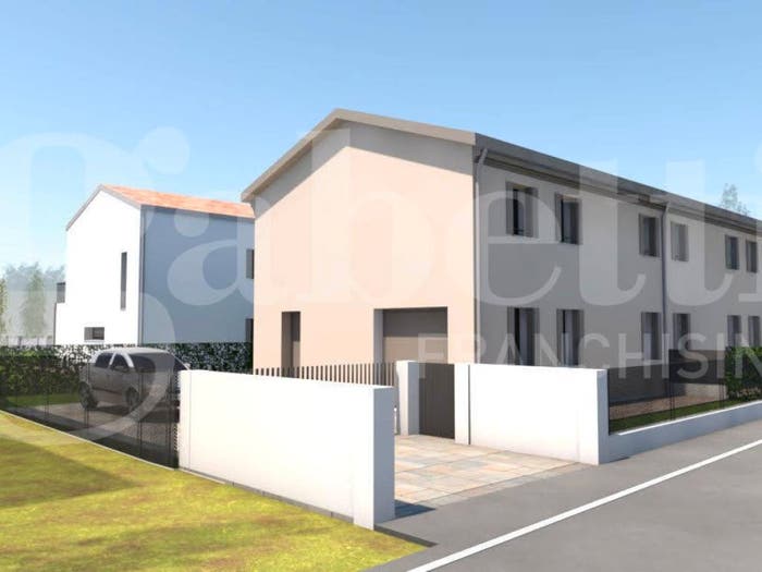 Casa quadrilocale in vendita in Piove di Sacco