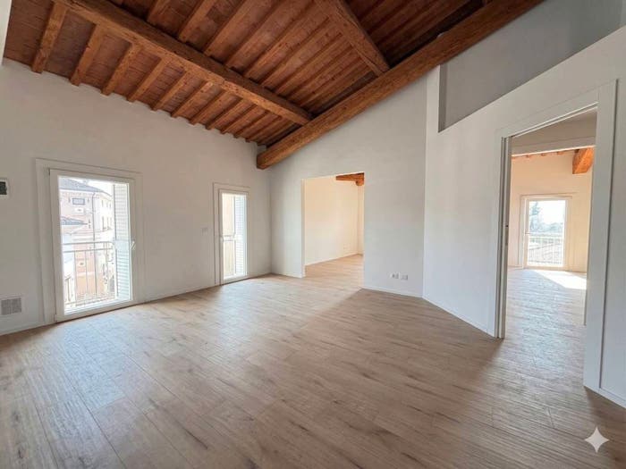 Appartamento quadrilocale in vendita in Via A Fusinato, Zanè