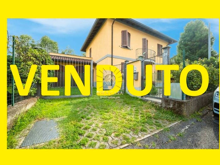Casa con 5 locali in vendita in Via Campiasciutti, Centro, Cassago Brianza
