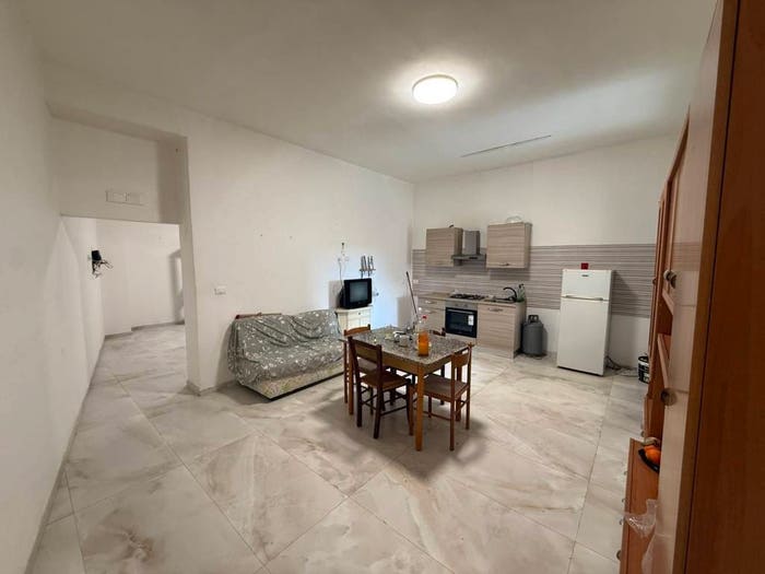 Appartamento trilocale in vendita in Via Trieste, Poggio Imperiale