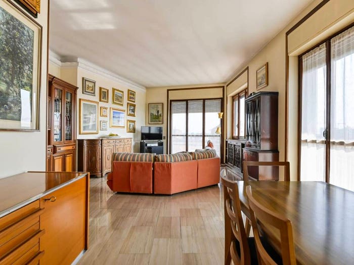 Casa con 5 locali in vendita in Corso Europa, Centro, Rho