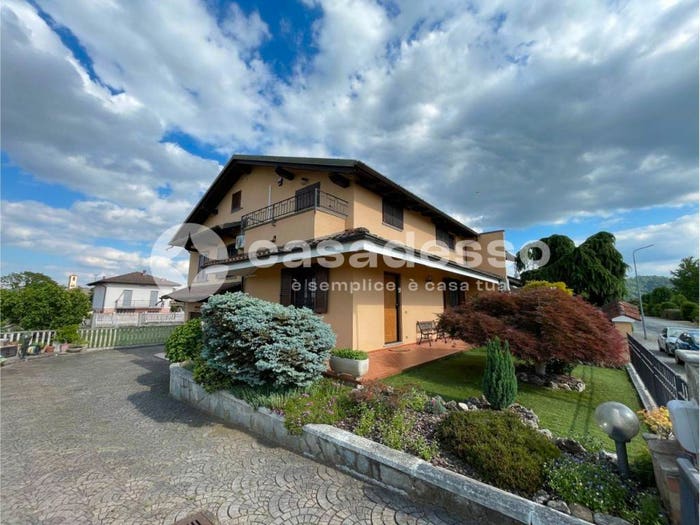Casa con 6 locali in vendita in Viale San Caio, Palazzolo Vercellese
