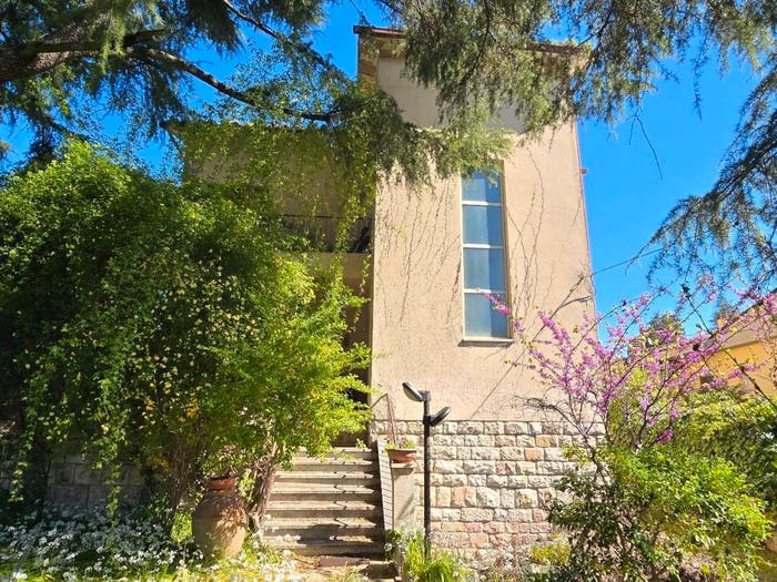 Casa con 6 locali in vendita in Viale della Resistenza, Tavernelle, Panicale