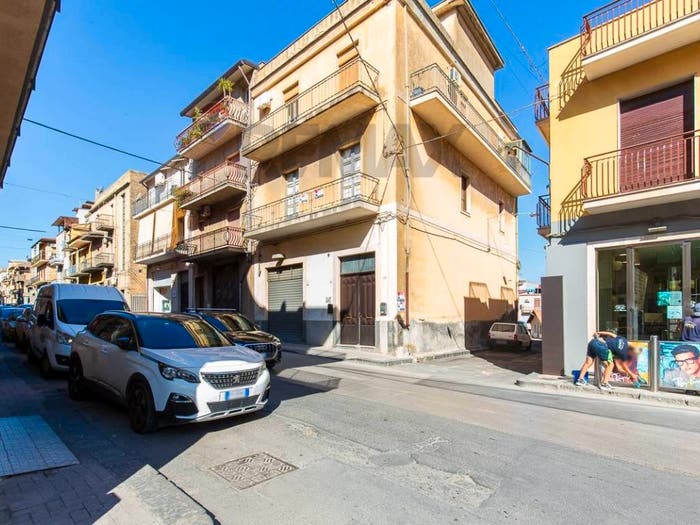 Appartamento quadrilocale in vendita in Corso Vittorio Emanuele, Palagonia