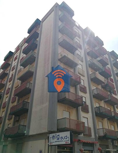 Appartamento con 8 locali in vendita in Via Giovanni Gentile, Castelvetrano