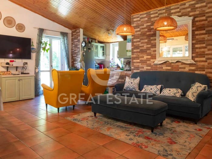 Casa con 5 locali in vendita in Strada Vicinale di Sasso Pinto, Acquapendente