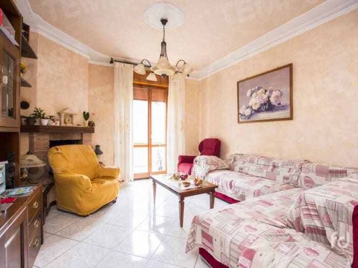 Casa con 6 locali in vendita in Via Statale, Fiorano, Fiorano Modenese