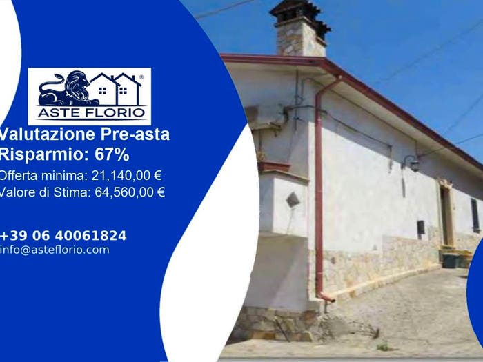 Appartamento quadrilocale in vendita in Contrada Petrini, Luzzi