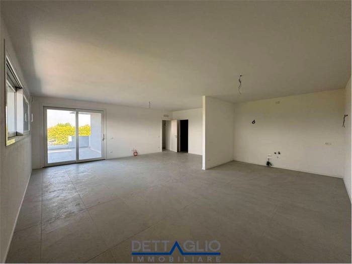Appartamento con 6 locali in vendita in Via Concordia, Centro, Dolo