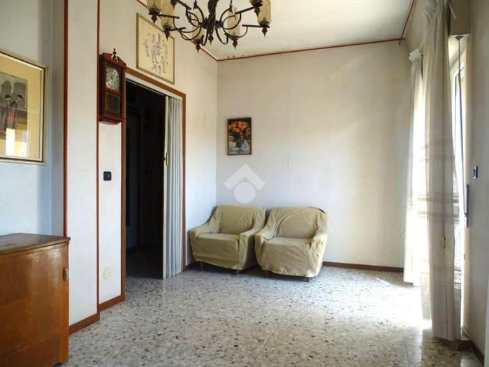 Appartamento trilocale in vendita in Via Vinzaglio, Orti, Alessandria