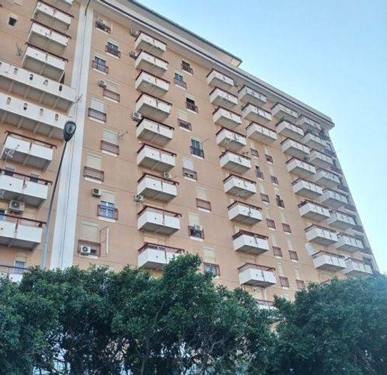 Appartamento con 6 locali in vendita in Piazza Leoni, Libertà Villabianca, Palermo