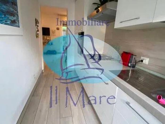 Appartamento trilocale in vendita in Via Luigi Galvani, Centro, Viareggio