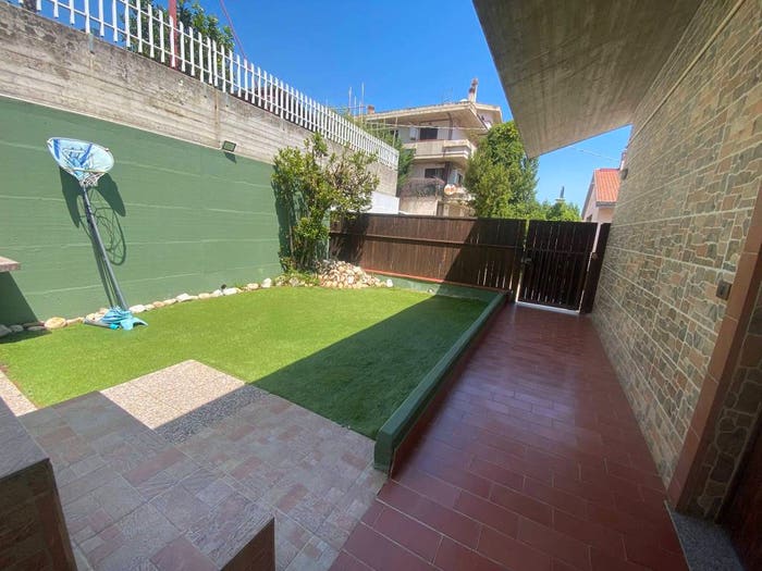 Appartamento quadrilocale in vendita in Traversa di Via Vestina a Mare, Centro, Cappelle sul Tavo