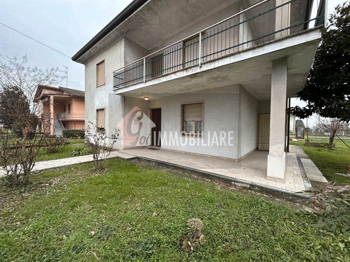 Casa con 6 locali in vendita in PIAZZA GABOARDI, Centro, Motta Baluffi