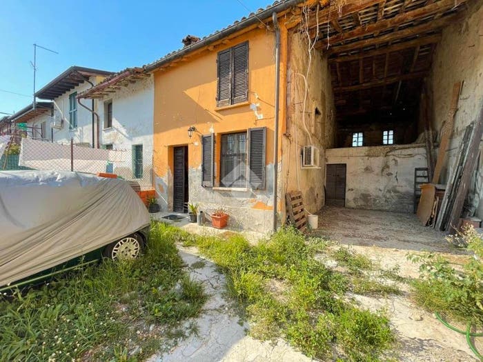 Casa trilocale in vendita in Via Marconi, Centro, Cervesina