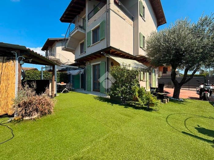Appartamento trilocale in vendita in Via Vittorio Alfieri, Rivolta d'Adda