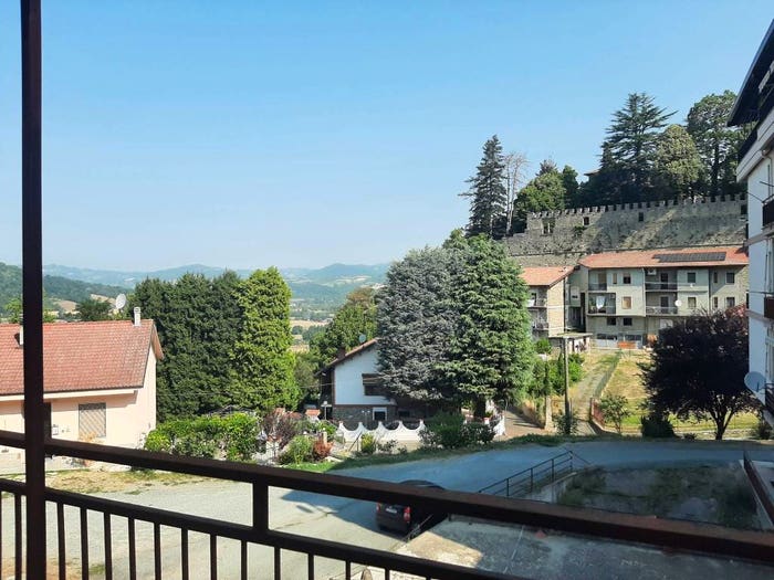 Appartamento quadrilocale in vendita in Via Recamo, Melazzo