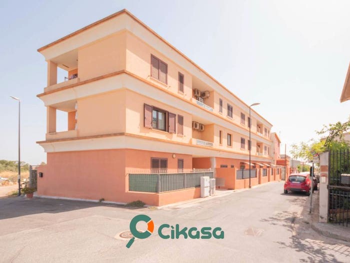 Appartamento trilocale in vendita in Via Sassari, Centro, Capoterra