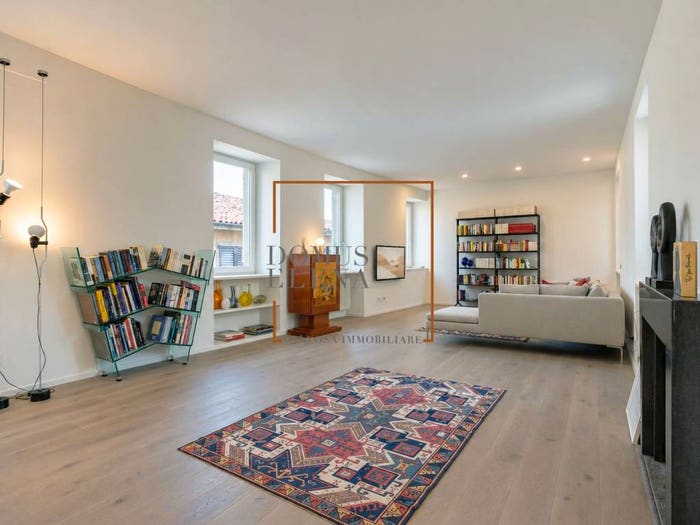 Appartamento trilocale in vendita in Via Sant'Alessandro, Centro, Bergamo