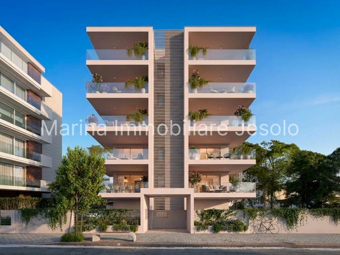 Appartamento quadrilocale in vendita in Via Leon Battista Alberti, Lido Ovest Faro, Jesolo