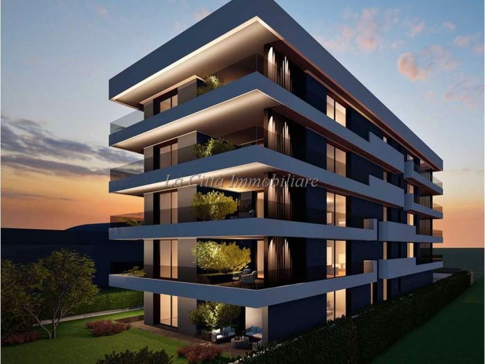 Appartamento trilocale in vendita in Via Ciro Gastone, Bicocca, Novara