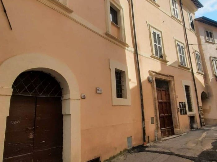 Appartamento quadrilocale in vendita in Via Pellicceria, Rieti