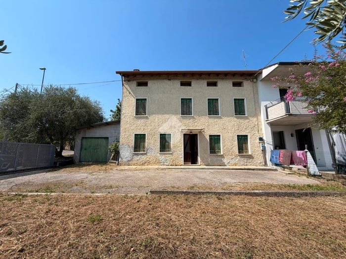 Casa quadrilocale in vendita in Via Creazzo, Centro, Pianezze