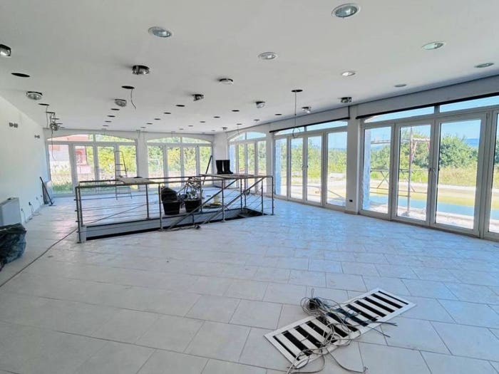 Casa con 6 locali in vendita in Monti, Licciana Nardi