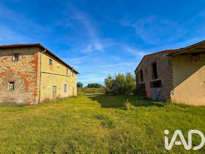 Casa con 6 locali in vendita in Via MONTEFORTINI, Centro, Carmignano