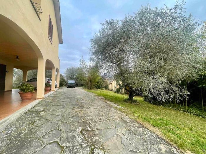 Casa con 6 locali in vendita in Ponte Agli Stolli, Figline e Incisa Valdarno