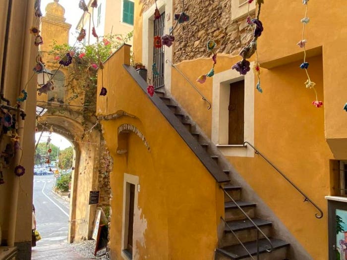 Appartamento trilocale in vendita in Via al Capo, Centro Storico Sant'Ampelio, Bordighera