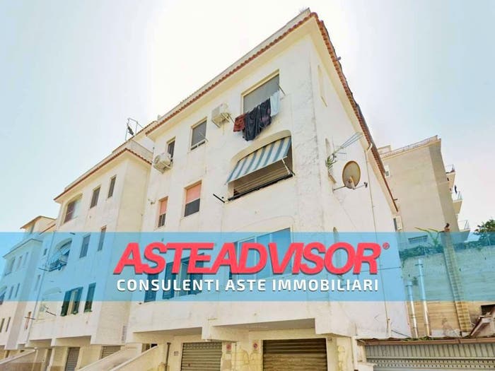Appartamento con 5 locali in vendita in Via Giuseppe Verdi, Centro, Vieste
