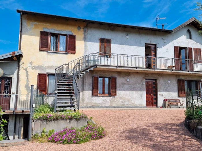 Appartamento trilocale in vendita in Via Piave, Centro, Brebbia