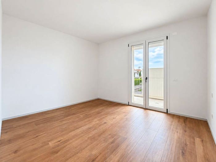 Appartamento quadrilocale in vendita in Via Olanda, Lido Est, Jesolo