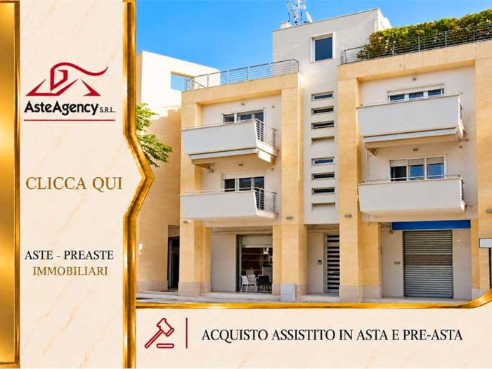 Appartamento con 5 locali in vendita in Via Santa Faustina Kowalska, Trinitapoli