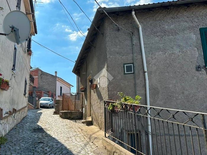 Appartamento trilocale in vendita in Via Felici, Segni