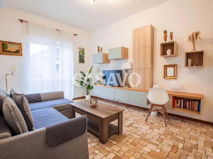 Appartamento trilocale in vendita in Viale Gabriele D'Annunzio, Ticinese, Milano