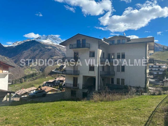 Appartamento bilocale in vendita in via capriana, Centro, Oltre il Colle