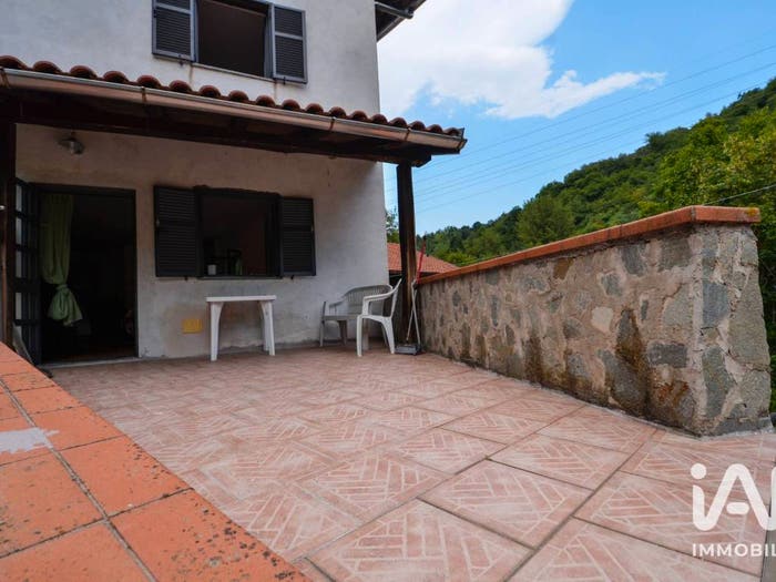 Casa con 6 locali in vendita in Cappella della Madonna di Loreto, Murialdo