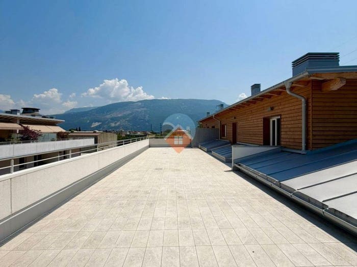 Appartamento trilocale in vendita in Via del Garda, Centro, Mori