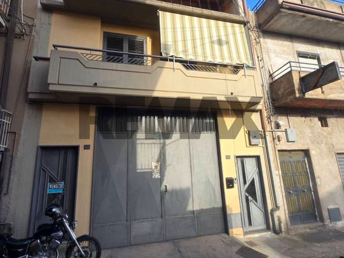Casa monolocale in vendita in Via IV novembre, Santa Maria di Licodia