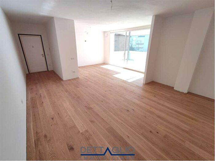 Appartamento quadrilocale in vendita in Via Palladio, Spinea